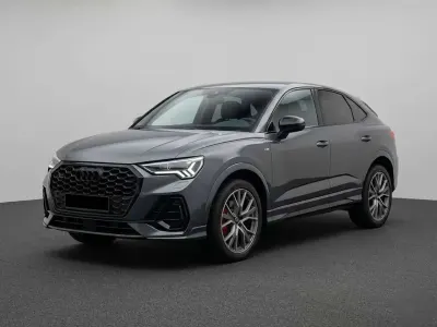 Usata Audi Q3 Sportback S-Line 190 CV (139 kW) 2024 Grigio daytona SUV