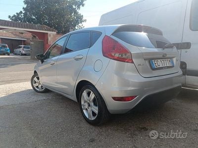 Usata Ford Fiesta 68 CV (50 kW) 2010 Utilitaria