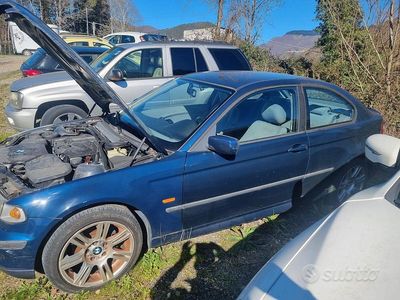 Usata BMW 318 2001 Blu