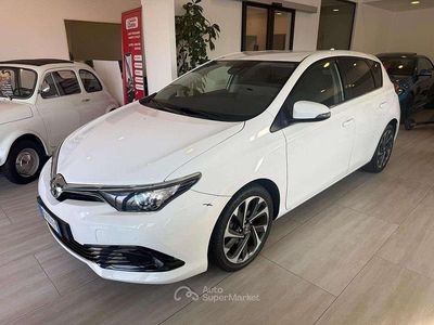 Usata Toyota Auris Lounge 111 CV (81 kW) 2017 Other Berlina