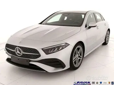 Usata Mercedes A180 AMG 136 CV (100 kW) 2025 Grigio Berlina