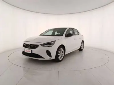 Usata Opel Corsa Elegance 101 CV (74 kW) 2022 Bianco Utilitaria
