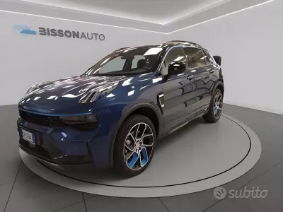Usata Lynk & Co 01 261 CV (191 kW) 2024 Blu perlato SUV