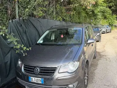 Usata VW Touran Trendline 105 CV (77 kW) 2010 Monovolume