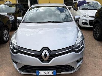 Usata Renault Clio IV Business 90 CV (66 kW) 2018 Argento Berlina