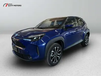 Usata Toyota Yaris Cross Trend 116 CV (85 kW) 2022 Blu SUV