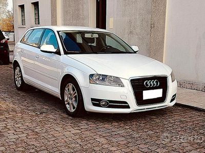 Usata Audi A3 105 CV (77 kW) 2012 Bianco Utilitaria