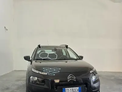 Usata Citroën C4 Cactus 82 CV (60 kW) 2016 Nero Utilitaria