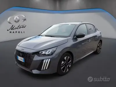 Usata Peugeot 208 Allure 101 CV (74 kW) 2025 Grigio Utilitaria