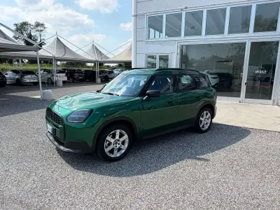 Usata Mini Cooper Countryman Essential 170 CV (125 kW) 2024 Verde SUV