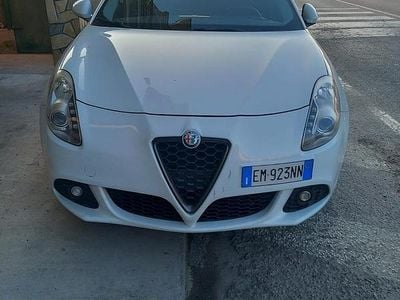 Usata Alfa Romeo Giulietta 2012 Bianco Utilitaria