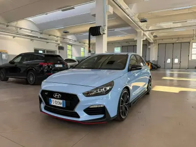 Usata Hyundai i30 275 CV (202 kW) 2018 Blu/azzurro Berlina