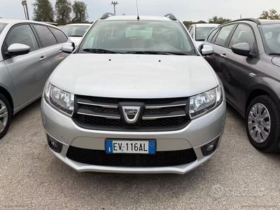 Usata Dacia Logan MCV Ambiance 75 CV (55 kW) 2014 Argento Station wagon