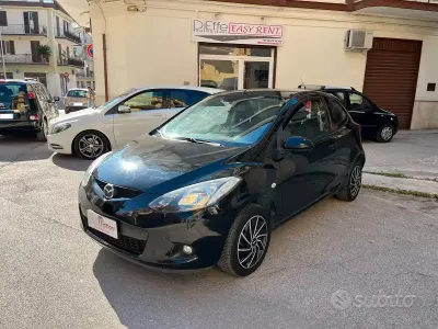 Usata Mazda 2 75 CV (55 kW) 2008 Nero Utilitaria