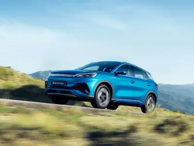 Nuova BYD Atto 3 Design 69 kW (95 CV) 2026 Argento SUV