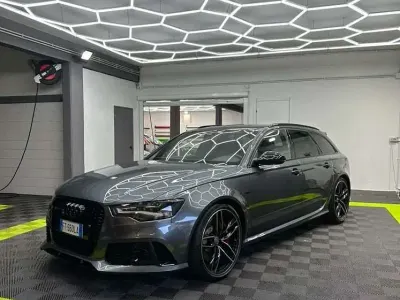 Usata Audi RS6 560 CV (411 kW) 2013 Grigio Station wagon