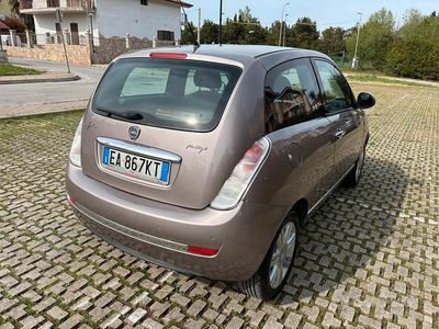 Usata Lancia Ypsilon 75 CV (55 kW) 2010 Utilitaria