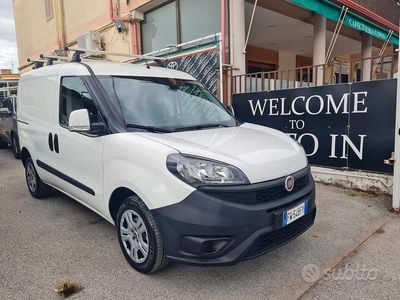 Usata Fiat Doblò 95 CV (69 kW) 2019 Bianco Monovolume