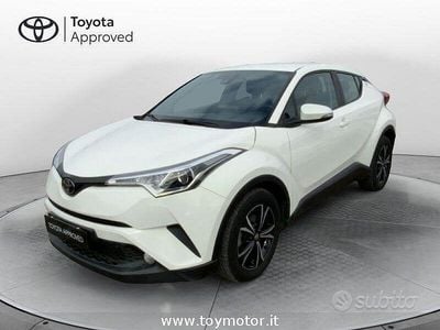 Usata Toyota C-HR Active 116 CV (85 kW) 2016 Bianco SUV