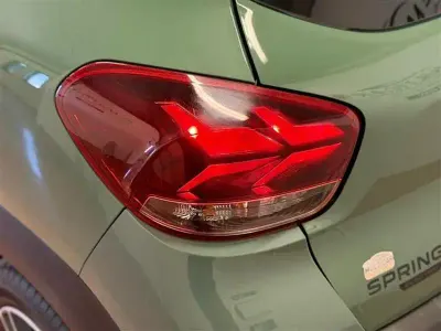 Usata Dacia Spring Comfort 33 kW (45 CV) 2023 Verde chiaro Utilitaria