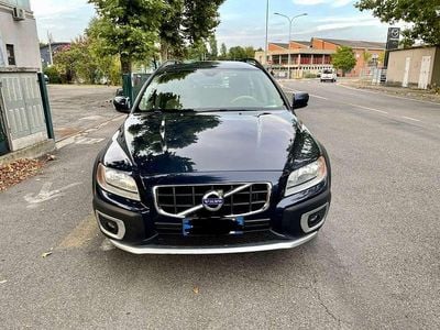 Usata Volvo XC70 Summum 205 CV (150 kW) 2011 Blu/azzurro Station wagon