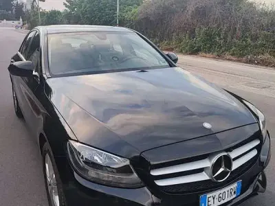 Usata Mercedes C180 Exclusive 116 CV (85 kW) 2015 Nero Berlina