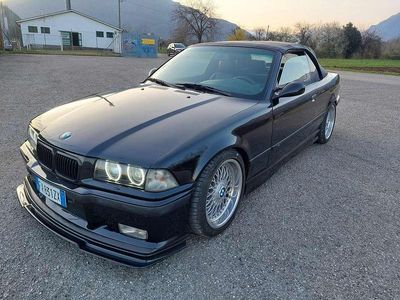 Begagnad BMW 325 Cabriolet Efficient Dynamics 192 HK (141 kW) 1993 Svart Cab