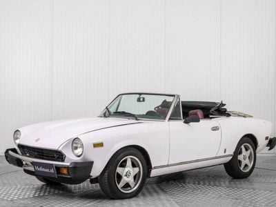 Usata Fiat 124 Spider Sport 107 CV (78 kW) 1979 Bianco Cabrio