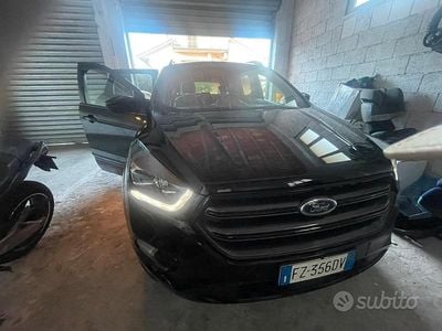 Begagnad Ford Kuga ST-Line 120 HK (88 kW) 2019 Svart SUV