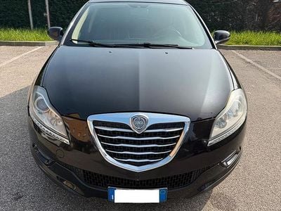 Usata Lancia Delta 120 CV (88 kW) 2012 Nero Utilitaria