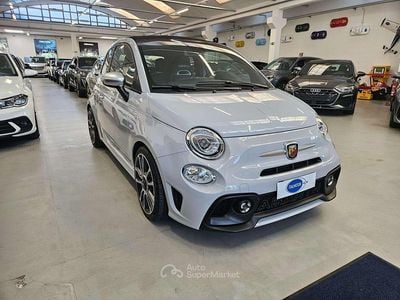 Usata Abarth 595C Turismo 165 CV (121 kW) 2021 Grigio campovolo Cabrio