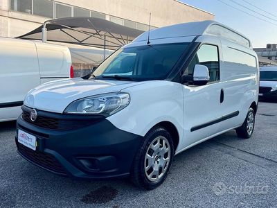 Usata Fiat Doblò 105 CV (77 kW) 2015 Bianco Monovolume