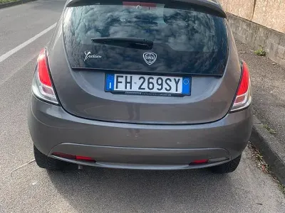 Usata Lancia Ypsilon