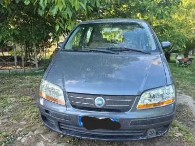 Usata Fiat Idea 2004 Grigio Monovolume