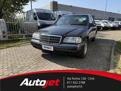 Usata Mercedes C180 Elegance 122 CV (89 kW) 1995 Nero Berlina