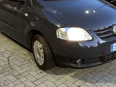 Usata VW Fox 54 CV (39 kW) 2009 Grigio Utilitaria