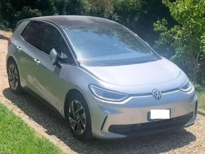 Usata VW ID.3 Pro 69 kW (95 CV) 2025 Grigio Utilitaria