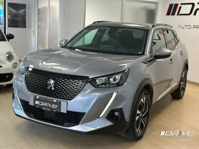 Usata Peugeot 2008 S 131 CV (96 kW) 2020 Grigio SUV