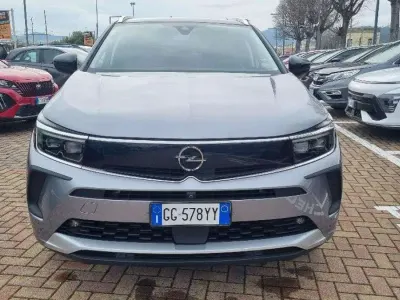 Usata Opel Grandland X Ultimate 131 CV (96 kW) 2022 Grigio SUV