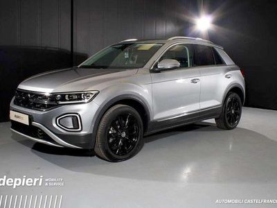 Usata VW T-Roc Style 150 CV (110 kW) 2024 Argento SUV