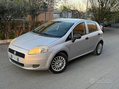 Usata Fiat Grande Punto 65 CV (47 kW) 2007 Utilitaria