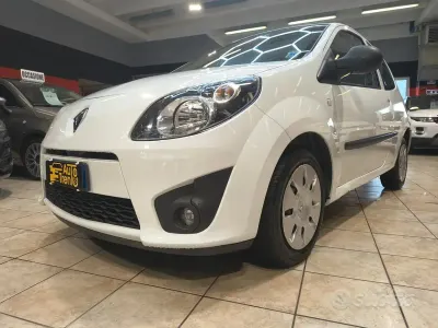 Usata Renault Twingo Dynamique 58 CV (42 kW) 2010 Bianco Utilitaria