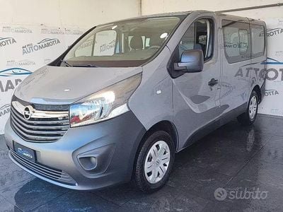 Usata Opel Vivaro S 125 CV (91 kW) 2017 Grigio(met.) Monovolume