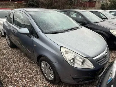 Usata Opel Corsa Cosmo 80 CV (58 kW) 2008 Argento Utilitaria