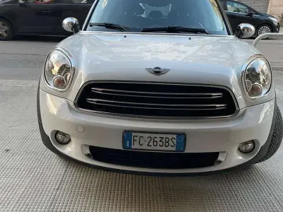 Usata Mini Park Lane Countryman 111 CV (81 kW) 2016 Other SUV