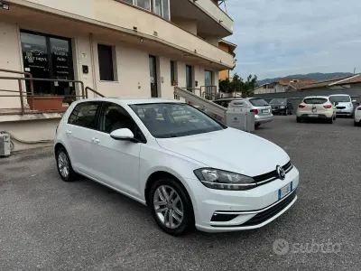 Usata VW Golf VII Business 110 CV (80 kW) 2017 Bianco Berlina