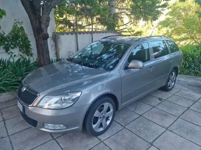 Occasion Skoda Octavia Ambition 105 ch (77 kW) 2010 Berline