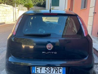 Usata Fiat Punto 75 CV (55 kW) 2015 Utilitaria