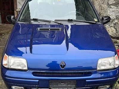 Usata Renault Clio 108 CV (79 kW) 1997 Berlina