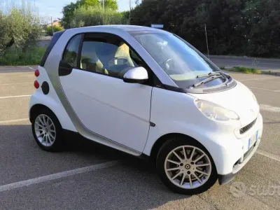 Usata Smart ForTwo Coupé 61 CV (44 kW) 2009 Bianco Coupé